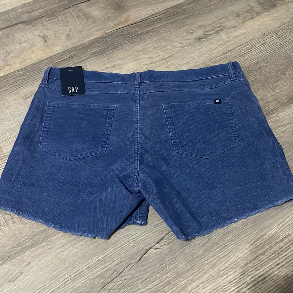 Shorts!! - Picture 2 of 3